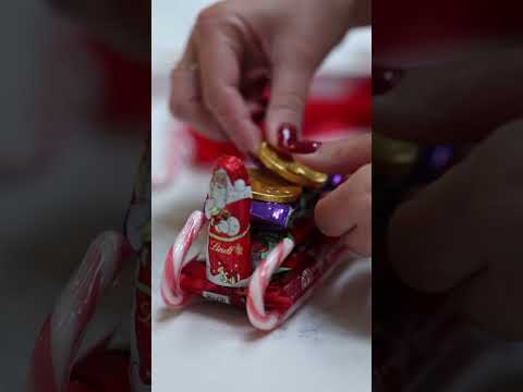DIY Chocolate Santa Sleigh - Budget Friendly Gift #christmas
