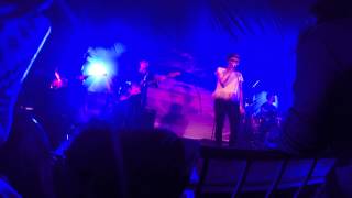 Chlöe Howl - Paper Heart (live)