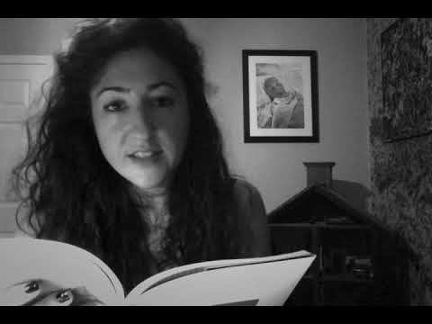 Memoria viva del pasado en la novela 'Pueblo blanco azul', de Azahara Palomeque