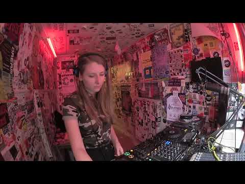 Sylvie Maziarz at Red Light Radio