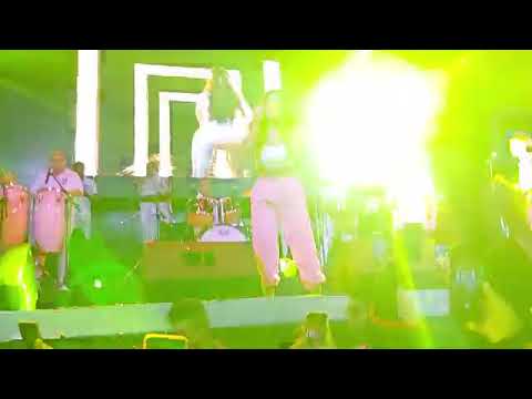 Cobarde   Yahaira Plasencia feat  Sergio George  EN VIVO Casa de la Salsa