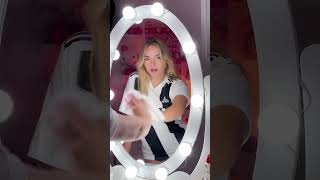 Ready to see some magic happen, while I’m cleaning the mirror Hihi 🤭 #mirror #transition #blonde