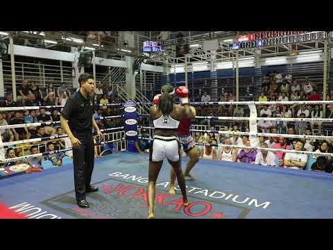 Candice Mitchell PhuketTopTeam vs Petchbuakaew Thailand Muay Thai fight 16 Feb 2018