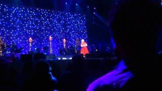 Kelly Clarkson's Miracle on Broadway "HAVE YOURSELF A MERRY LITTLE CHRISTMAS"