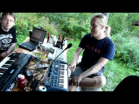 Byterapers 25 years birthday anniversary: Jugi plays synths part 2 - Demoscene