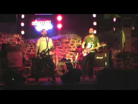 Uzipov - 02 - Pécsi Est Café, 2011.12.10.