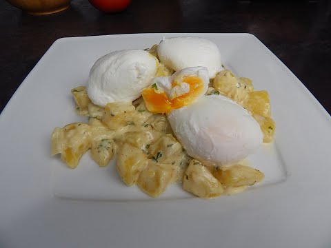Pochierte Eier mit Rahmkartoffeln