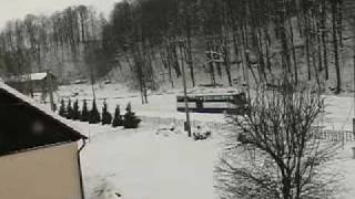 preview picture of video 'Snow storm  - last bus ride in Bukova'