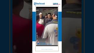 Download lagu FOOTAGE of Thessalonica Church Congregation Service in Tangerang Dispersed and Taunted by Residents mp3