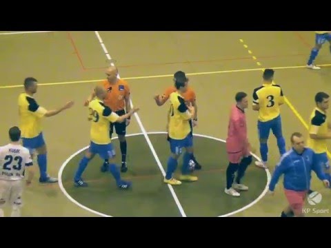 FC Bydgoszcz - Pogoń 04 Szczecin / Skrót / Halowy Puchar Polski [03.02.2016]