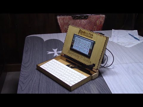 The Woodpecker Ep 295 -  Wooden laptop cases for a Raspberry pi