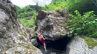 とうげん橋ボルダー　シラス