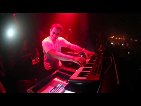 Giuseppe Ottaviani - Live @ Santos Party House - 06-07-13 1/3