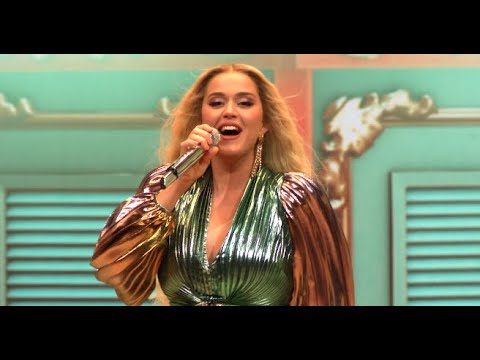 Katy Perry - Never Really Over/Not The End Of The World/Roar Medley (Live at T Mall Double 11 Gala)