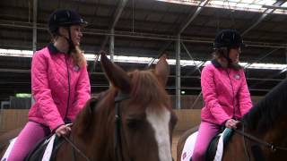 JUMP! 'Kampioen' 1e pony lipdub van Nederland mmv Laura Omloop