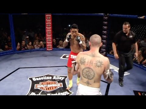 Michael Badato Vs Trent Hansen - Caged Muay Thai 4