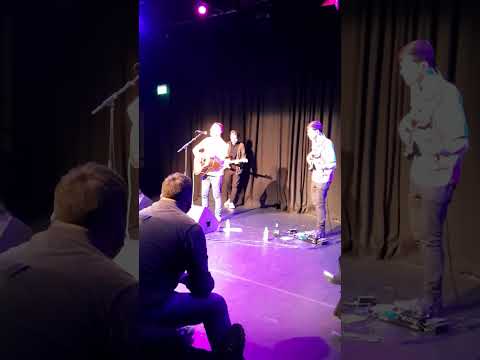 Blue rose code live  in Poole. Edina,sunshine on the leith