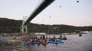 Rappel Shell? Activists in Oregon Suspend Themselves from Bridge to Block Arctic-Bound Oil Ship