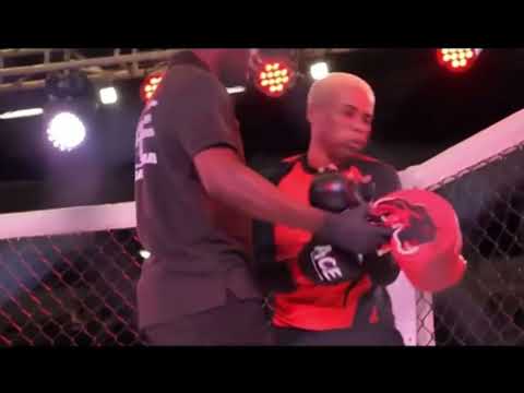 Jéssica Pitbull vs Samara Panamera 