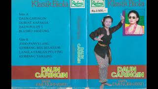 Download lagu Emi Nurhayati - Daun Caringin mp3