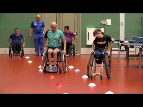 Wat is paratafeltennis?