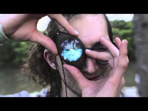 Future Eyes TV  - Crystal monocle - Reed Fuchs