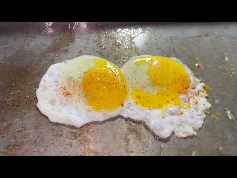 Perfect Fried Egg Sandwich at 5AM | Quick Breakfast with Flavor Boost