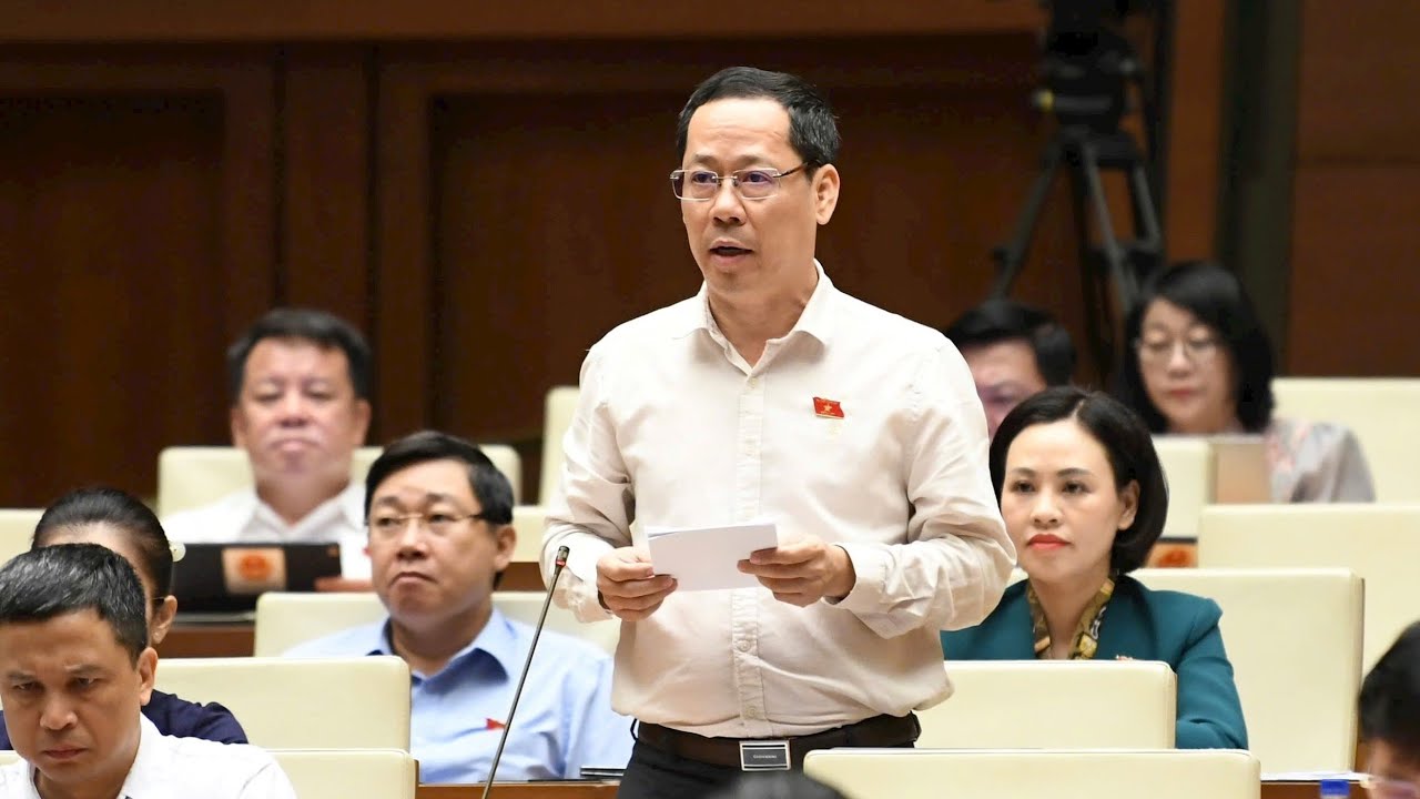 ĐB Trần Nhật Minh: Thời gian làm việc của cán bộ công đoàn không chuyên trách - không nên luật hoá cụ thể