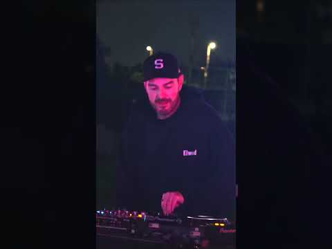 I feel like kicking trash cans with this drop . FULL SET ON MY CHANNEL #djset #bassmusic