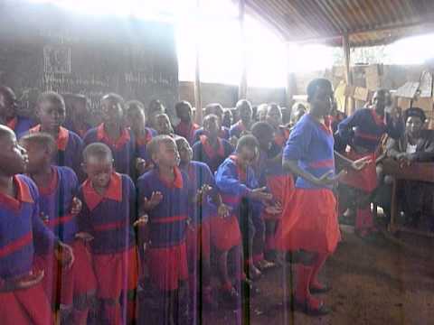 I BAMBINI DI ANTONIO GALLO SCHOOL KUFFU - UGANDA 2012