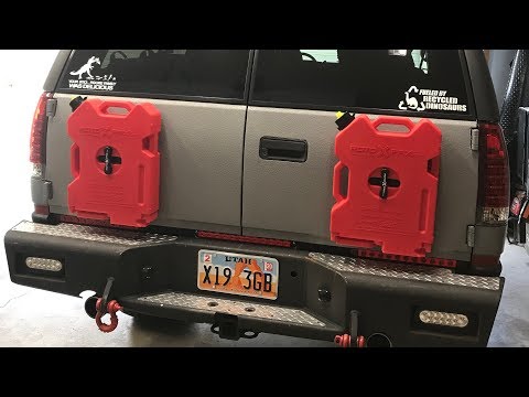 20190612 Rotopax Fuel Cans on a Suburban
