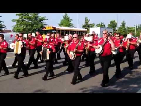 Polish American String Band plays the Phillies Game