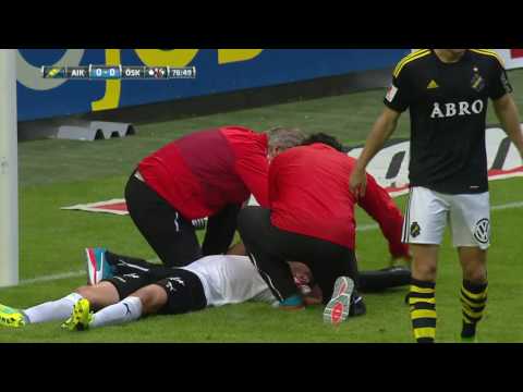 Otäck smäll när AIK-aren och Åhman Persson nickar ihop - TV4 Sport