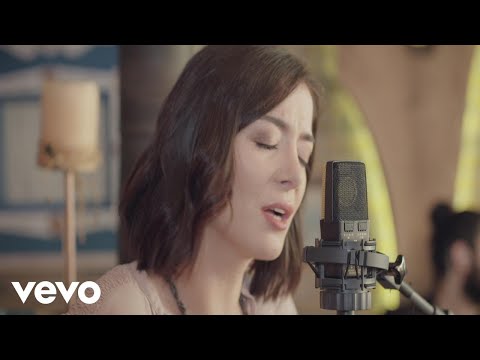 Ezgi Eyuboglu - Vay Bana (Akustik)