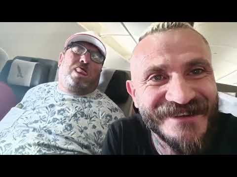 TAYLAND'A GİDERKEN 20 SAAT UÇAKTA ZABAHA GADARRR AHMET' LE 500 YOLCU 15 HOSTESLE UĞRAŞTIM GARDAŞŞŞ..