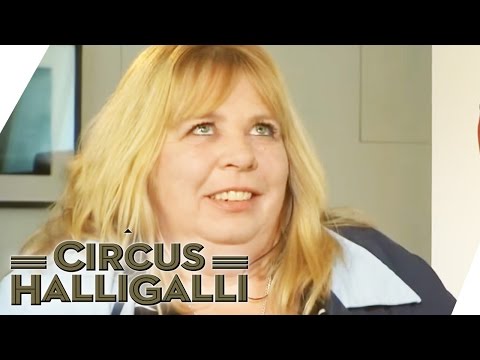 Unnötig kompliziertes Interview mit Ryan Reynolds | Circus HalliGalli | ProSieben