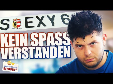 Darüber lachen Autofahrer: Die witzigsten Auto-Kennzeichen | Verstehen Sie Spaß?