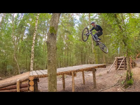 Enduro oder Downhill Bike? Alle Strecken Flowtrail Stromberg: Wild Hog & No Jokes | Fabio Schäfer