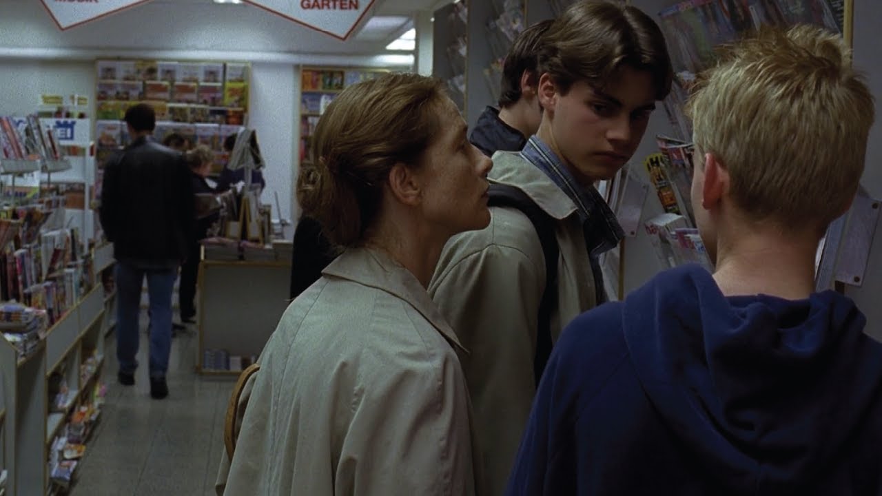 A young man and his older piano teacher start a relationship that reveals her dark wishes.