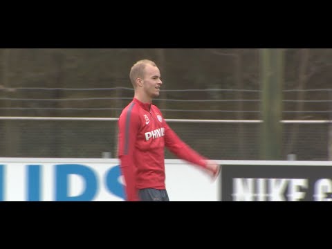 Wondergoal van Hendrix op de training