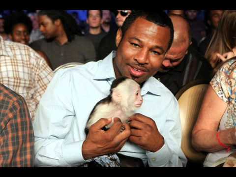 Shane mosley says today he can beat Floyd Mayweather  smh