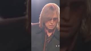 A heartfelt performance of “Square One” by The Heartbreakers from the AOL Music Sessions, 2006