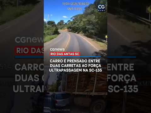 carro é presando entre duas carretas na SC-135 após fazer ultrapassagem forçada