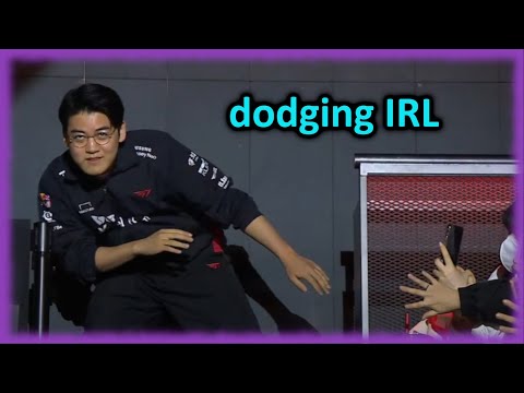 T1 Gumayusi dodging skill shots in real life