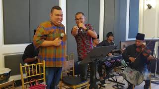 Download lagu JUMPA MESRA cover by ROJER & HAZIQ mp3 Download lagu JUMPA MESRA cover by ROJER & HAZIQ mp3