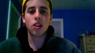 A Thousand Miles: as lipsynced by one bored kid.