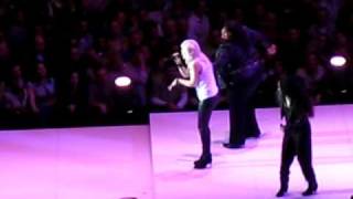 Ilse de Lange AHOY 2009 met Puzzle Me (1 min)