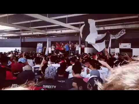 "Garra Blanca- Esta hinchada no te falla [Nuevo cantico Colo Colo]" Barra: Garra Blanca • Club: Colo-Colo