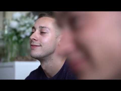 Ordering pizza when stoned