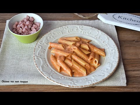 Cosa preparo per pranzo: Pasta cremosa con prosciutto cotto | RICETTA VELOCE | Divertirsi in cucina